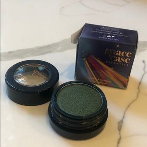 🌸5/$25🌸 Space Case eyeshadow in messy lochnessy